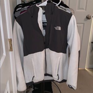 WOMEN’S DENALI 2 HOODIE